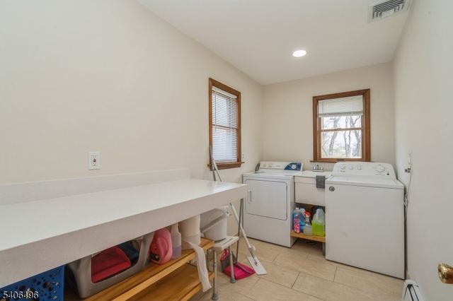 30 Claridge Ln, Raritan Twp., NJ 08822