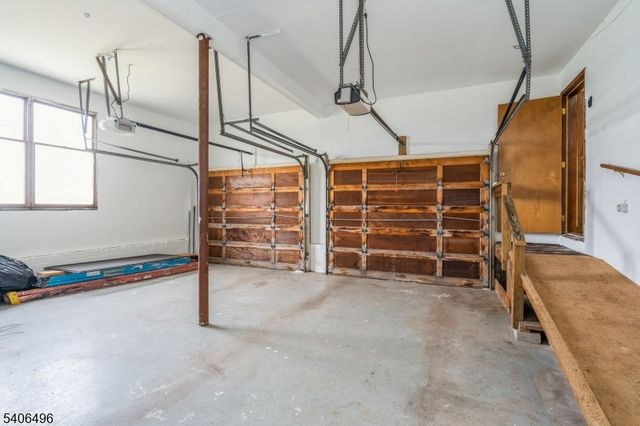 30 Claridge Ln, Raritan Twp., NJ 08822