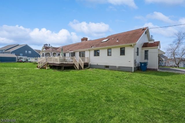 30 Claridge Ln, Raritan Twp., NJ 08822