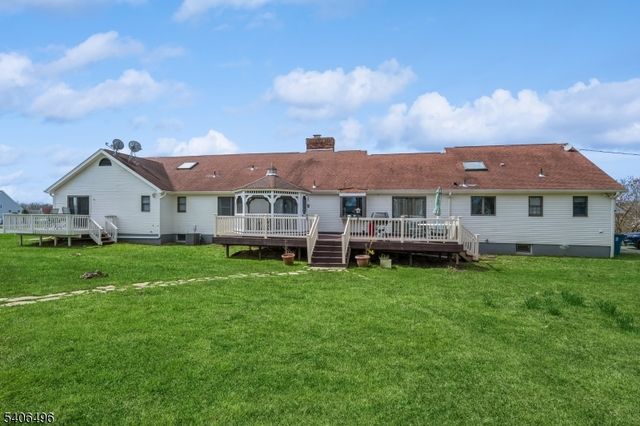 30 Claridge Ln, Raritan Twp., NJ 08822