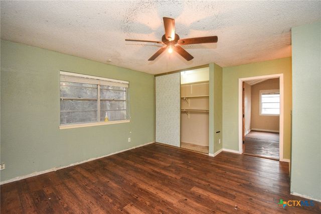 197 Live Oak Drive, Inez, TX 77968