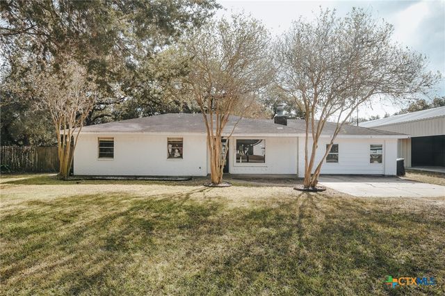 197 Live Oak Drive, Inez, TX 77968