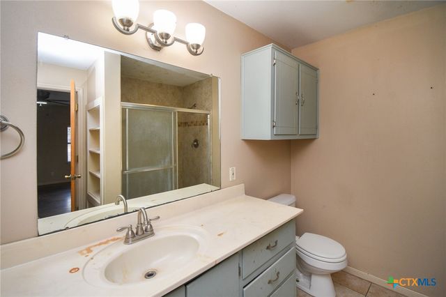 197 Live Oak Drive, Inez, TX 77968