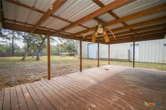 197 Live Oak Drive, Inez, TX 77968