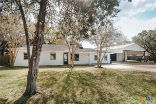 197 Live Oak Drive, Inez, TX 77968