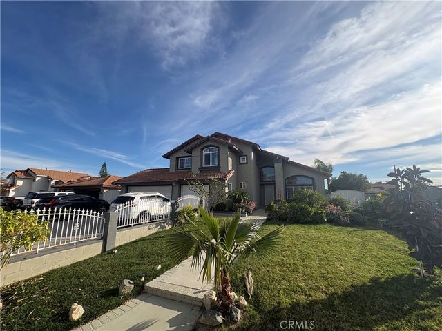 723 E Shamrock, Rialto, CA 92376