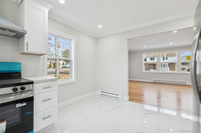 232 Berkshire Drive, Farmingville, NY 11738