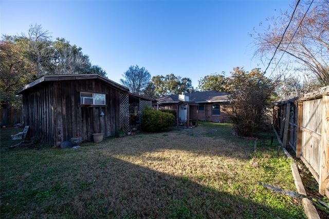 7718 Dillon Street, Houston, TX 77061