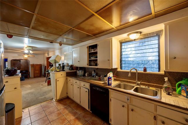 7718 Dillon Street, Houston, TX 77061