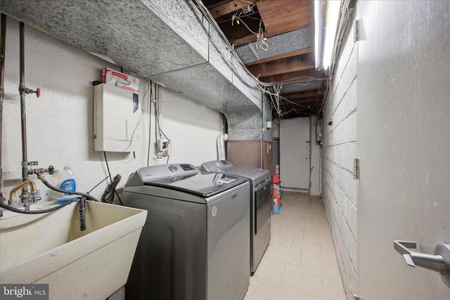 8660 FORREST AVE, Philadelphia, PA 19150