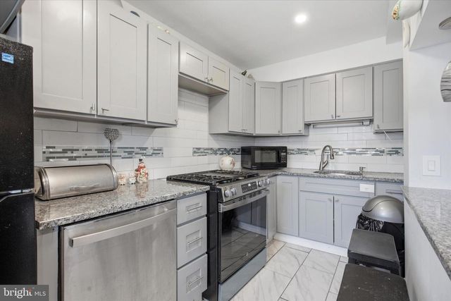 8660 FORREST AVE, Philadelphia, PA 19150