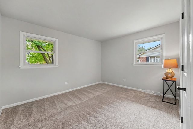 16419 Kimbark Avenue, South Holland, IL 60473