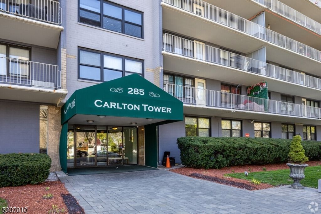 285 Aycrigg Ave 9A, Passaic City, NJ 07055