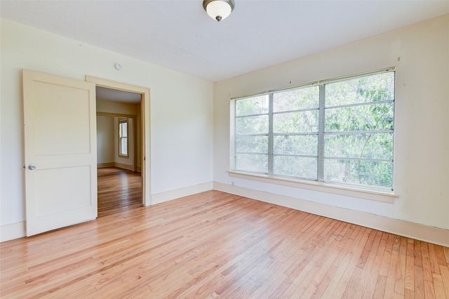 1737 Branard Street, Houston, TX 77098