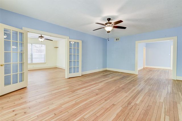 1737 Branard Street, Houston, TX 77098