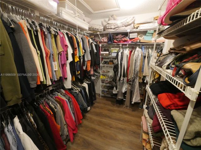 23359 Barlake Dr, Boca Raton, FL 33433