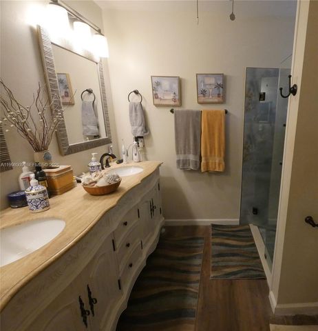 23359 Barlake Dr, Boca Raton, FL 33433