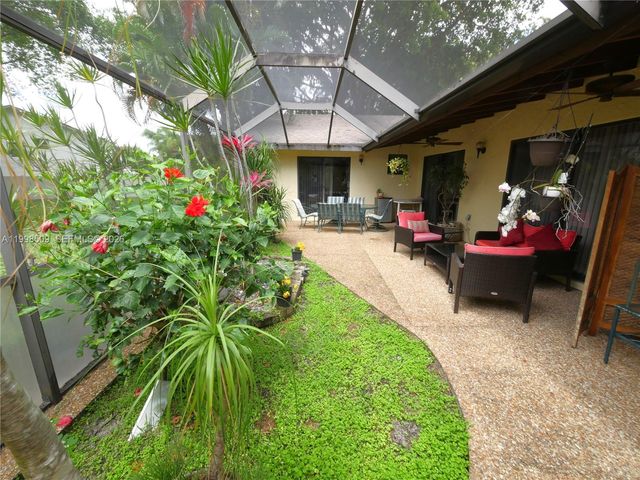 23359 Barlake Dr, Boca Raton, FL 33433