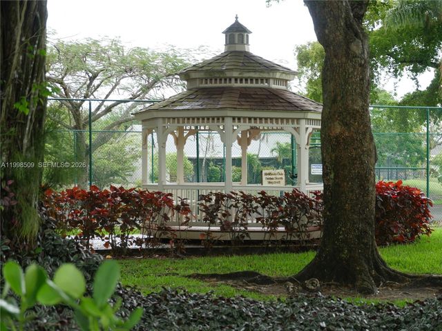 23359 Barlake Dr, Boca Raton, FL 33433