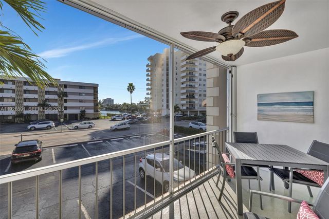 300 Golden Isles Dr 204, Hallandale Beach, FL 33009