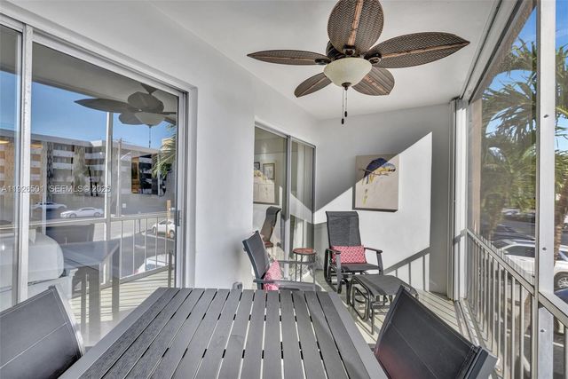 300 Golden Isles Dr 204, Hallandale Beach, FL 33009