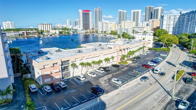 300 Golden Isles Dr 204, Hallandale Beach, FL 33009