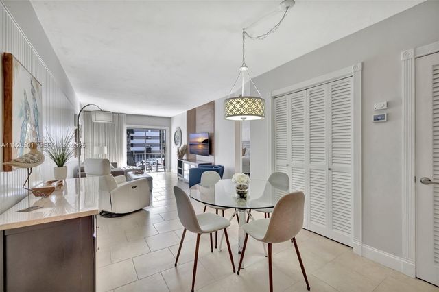 300 Golden Isles Dr 204, Hallandale Beach, FL 33009