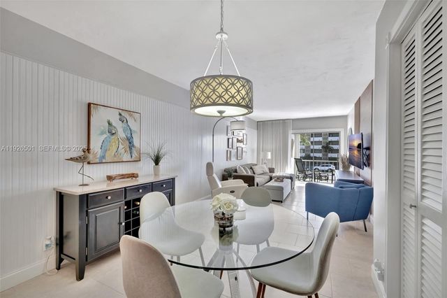 300 Golden Isles Dr 204, Hallandale Beach, FL 33009