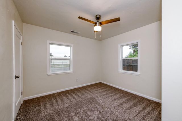 2371 S Lily Avenue, Fresno, CA 93706