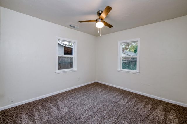 2371 S Lily Avenue, Fresno, CA 93706