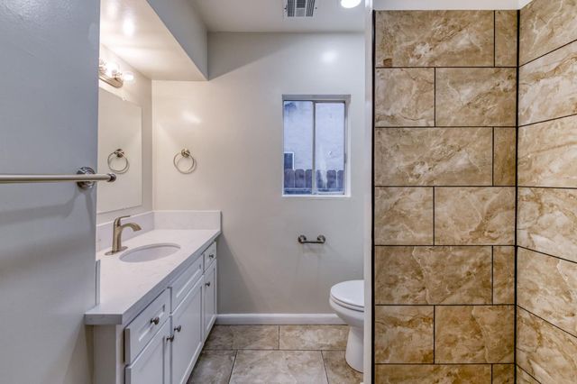 2371 S Lily Avenue, Fresno, CA 93706