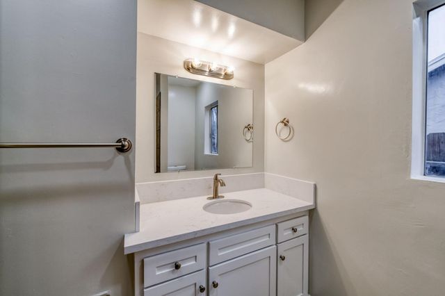 2371 S Lily Avenue, Fresno, CA 93706