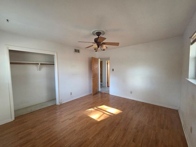 5708 Starlight Drive, Haltom City, TX 76117