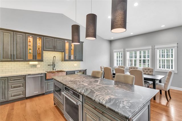 2726 Clay Pike, North Huntingdon, PA 15642