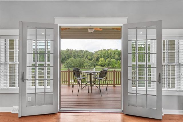 2726 Clay Pike, North Huntingdon, PA 15642