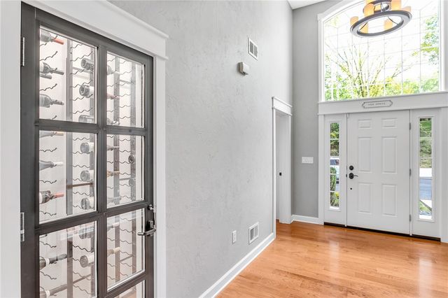 2726 Clay Pike, North Huntingdon, PA 15642