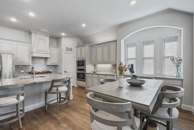 2204 Simpson Lane, Mansfield, TX 76063