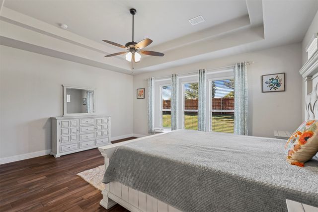 2204 Simpson Lane, Mansfield, TX 76063