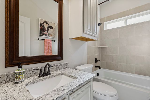 2204 Simpson Lane, Mansfield, TX 76063