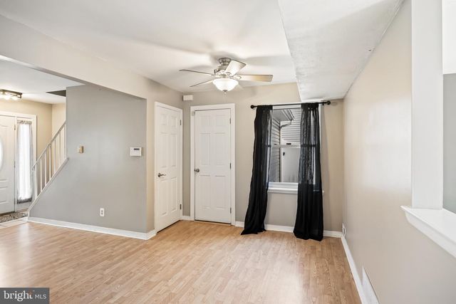 19 WOODVALE DR, Atco, NJ 08004