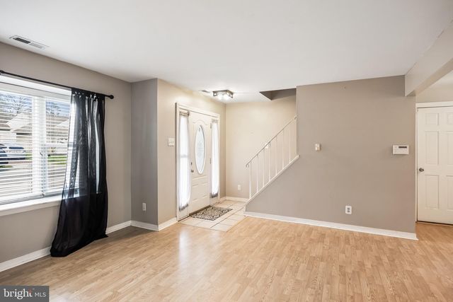 19 WOODVALE DR, Atco, NJ 08004