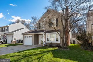 19 WOODVALE DR, Atco, NJ 08004