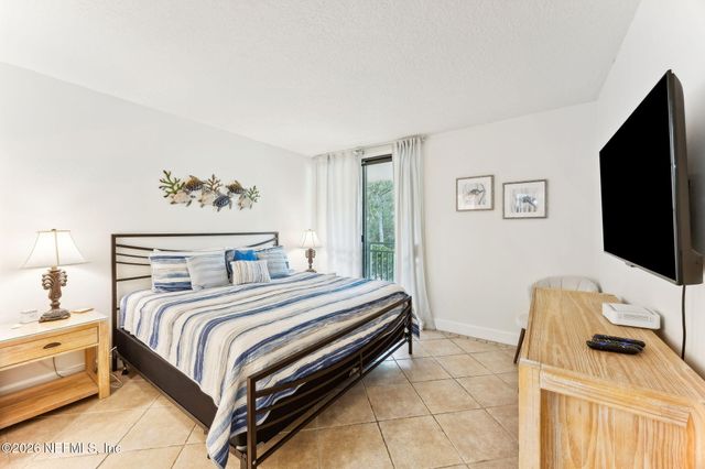 1342 SHIPWATCH Circle, Fernandina Beach, FL 32034