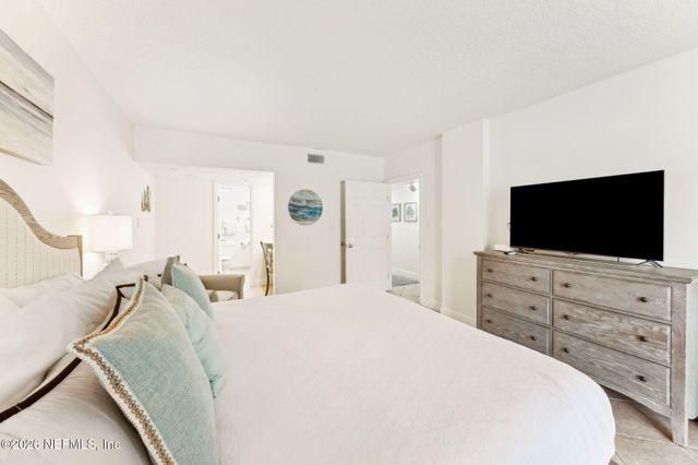 1342 SHIPWATCH Circle, Fernandina Beach, FL 32034