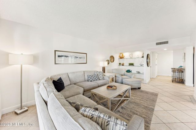 1342 SHIPWATCH Circle, Fernandina Beach, FL 32034