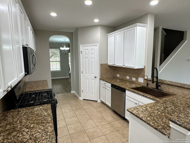 2816 Granite, New Braunfels, TX 78130