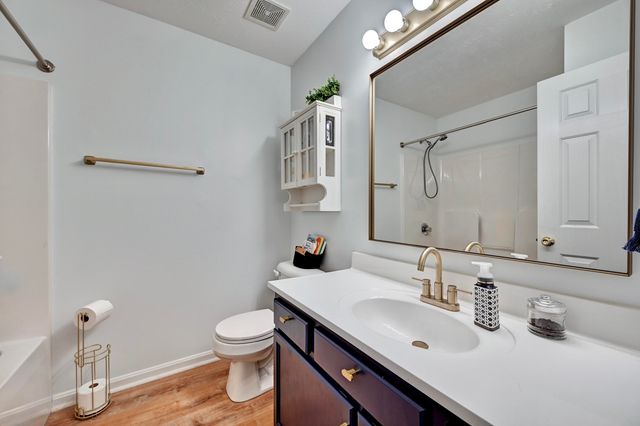 833 Virginiabradford Court, Elsmere, KY 41018