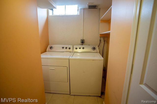 35470 Dearing Drive, Sterling Heights, MI 48312
