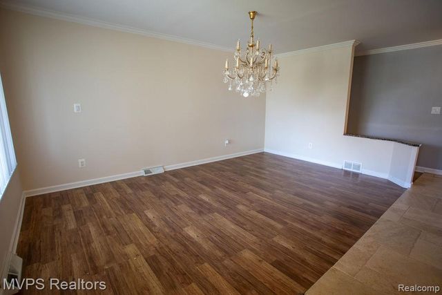 35470 Dearing Drive, Sterling Heights, MI 48312