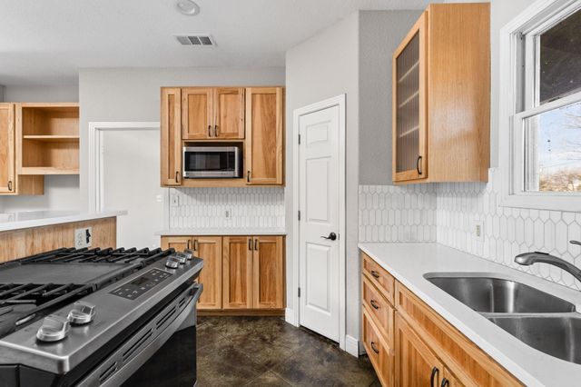 2203 Lindell Ave, Austin, TX 78704